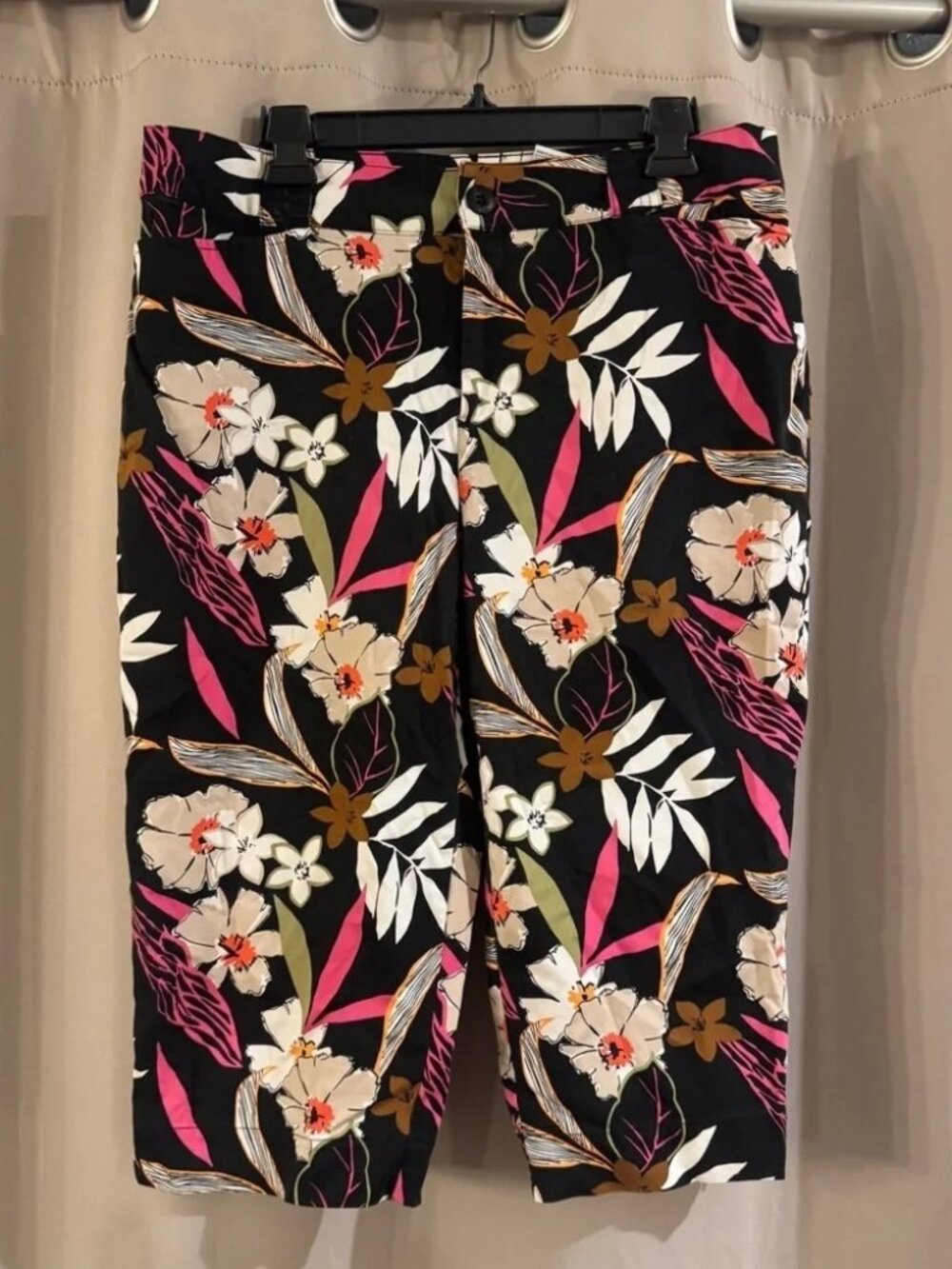 White Petite Stag Black Floral Capris with Pink & Brown Accents